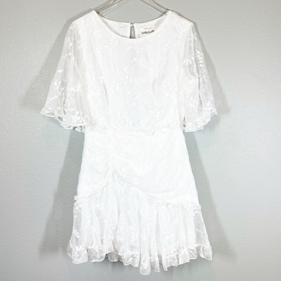 SELFIE LESLIE Womens XL NWT White Lace Short Sleeve Layered Ruffle Flowy Dress Women SELFIE LESLIE Womens XL NWT White Lace Short Sleeve Layered Ruffle Flowy Dress Women